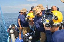 Водолазы ВМС Проводят Аварийно-Спасательные Учения “K-2 Dolphin III”